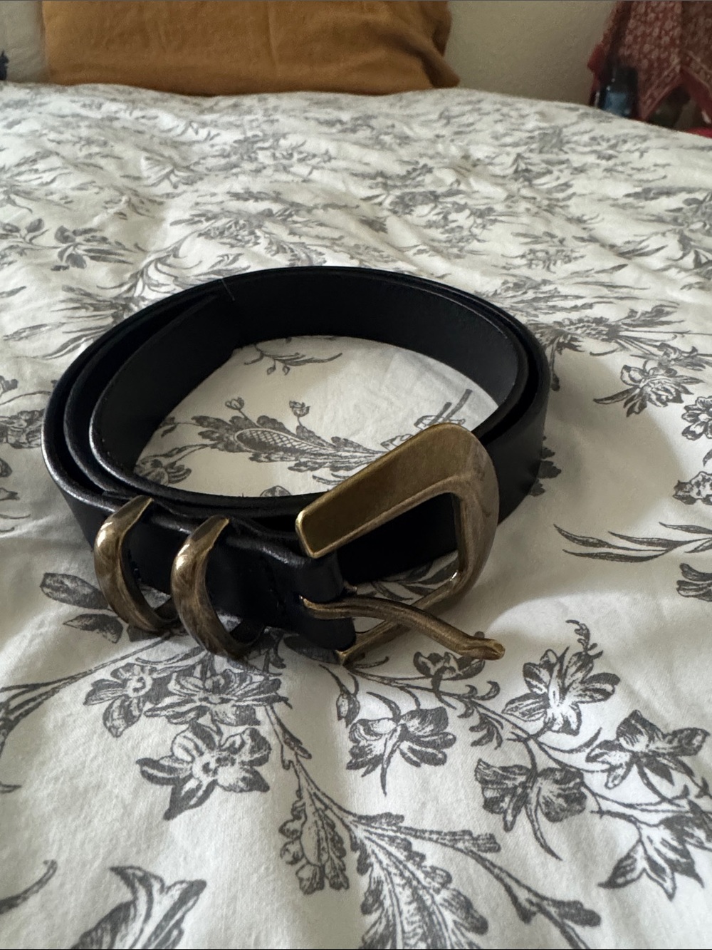 Banana Republic Black Leather Belt with Antiqued Gold Buckle